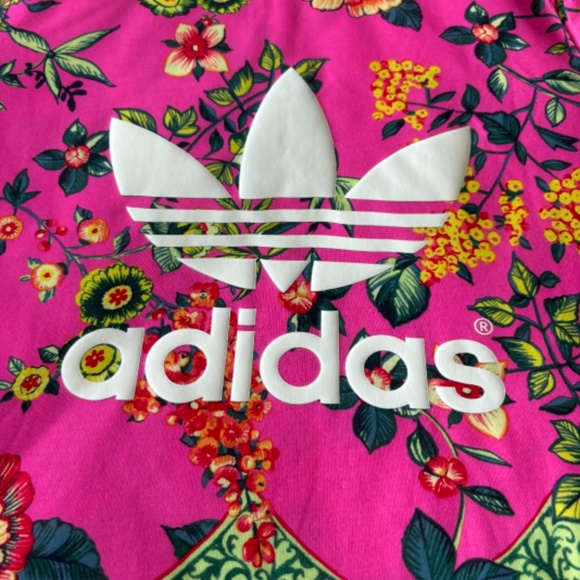 ADIDAS Women’s Floral Print Collection Crew Neck Shirt Fitness Athleisure Sz XS - Picture 6 of 8